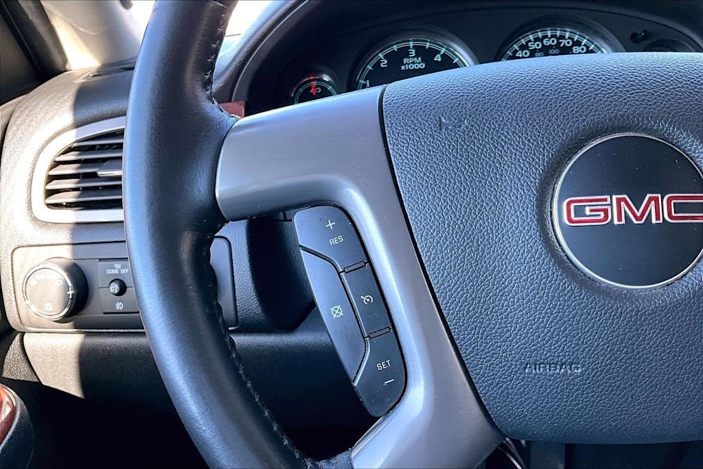Thumbnail: 2012 GMC Yukon - 24