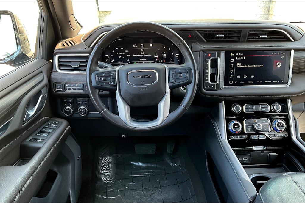 2022 GMC Yukon Denali 14
