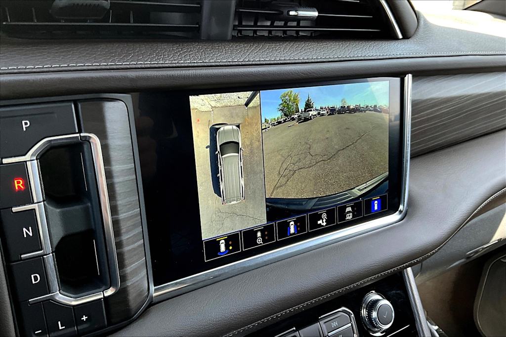 2022 GMC Yukon Denali 27