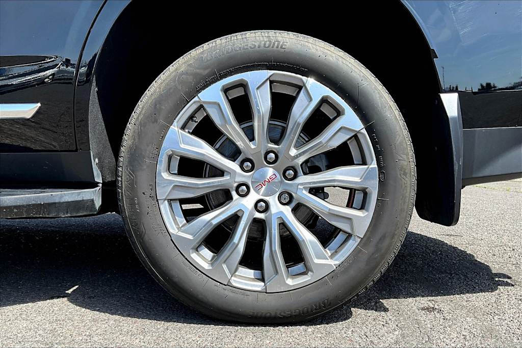 2022 GMC Yukon Denali 35