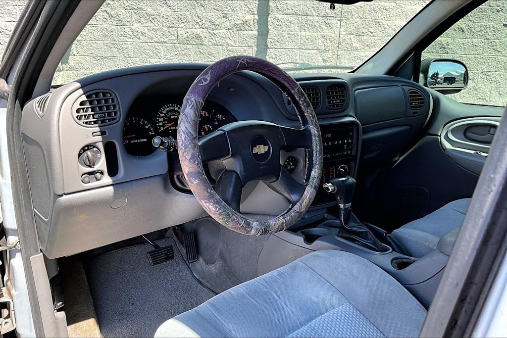 Thumbnail: 2008 Chevrolet TrailBlazer - 2