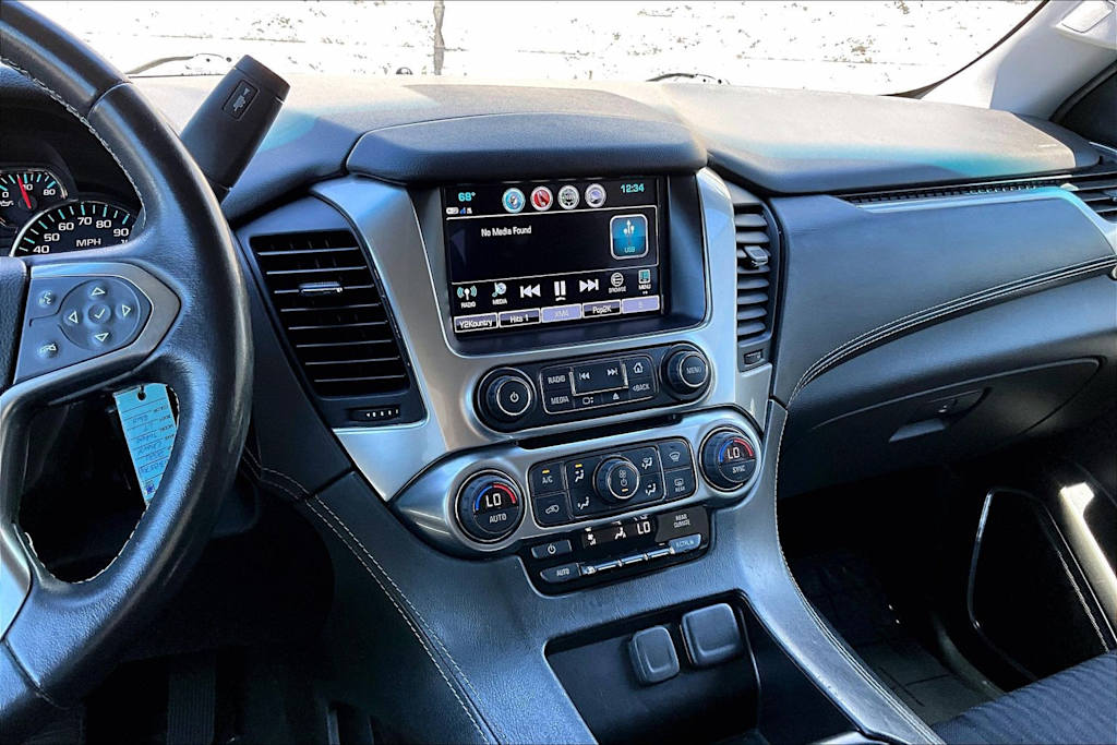 Thumbnail: 2020 Chevrolet Tahoe - 15