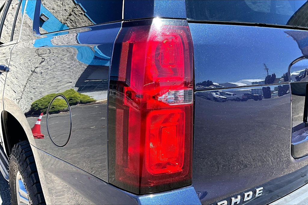 Thumbnail: 2020 Chevrolet Tahoe - 32
