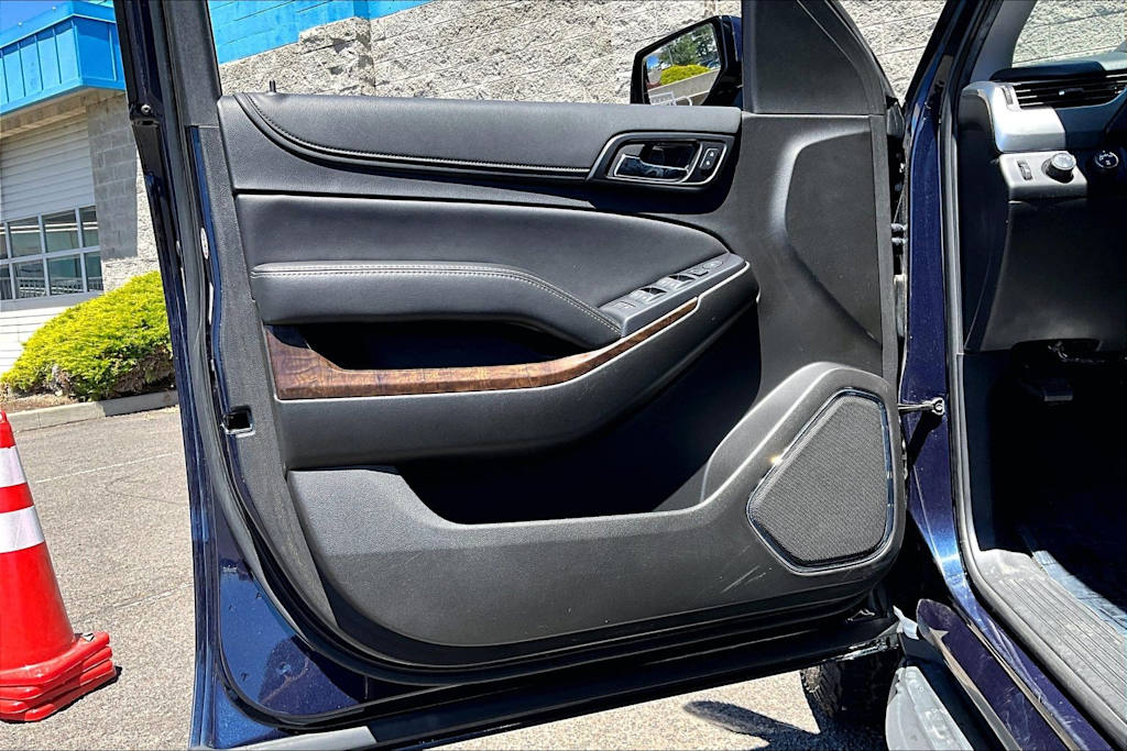 Thumbnail: 2020 Chevrolet Tahoe - 27
