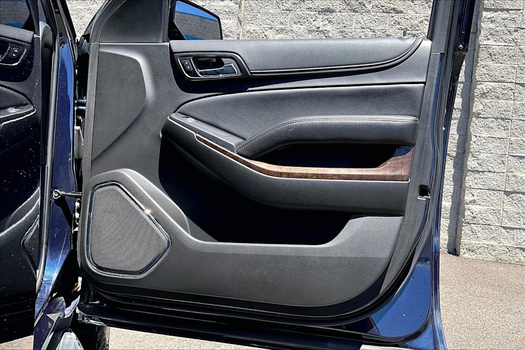 Thumbnail: 2020 Chevrolet Tahoe - 28