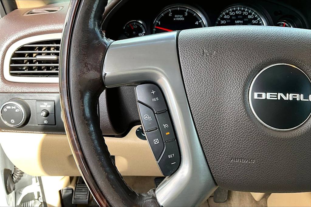 Thumbnail: 2014 GMC Sierra 2500 - 25