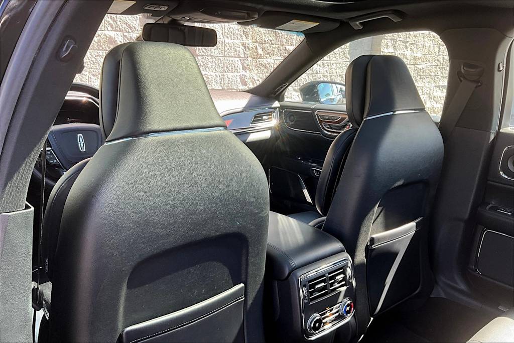 Thumbnail: 2018 Lincoln Continental - 13