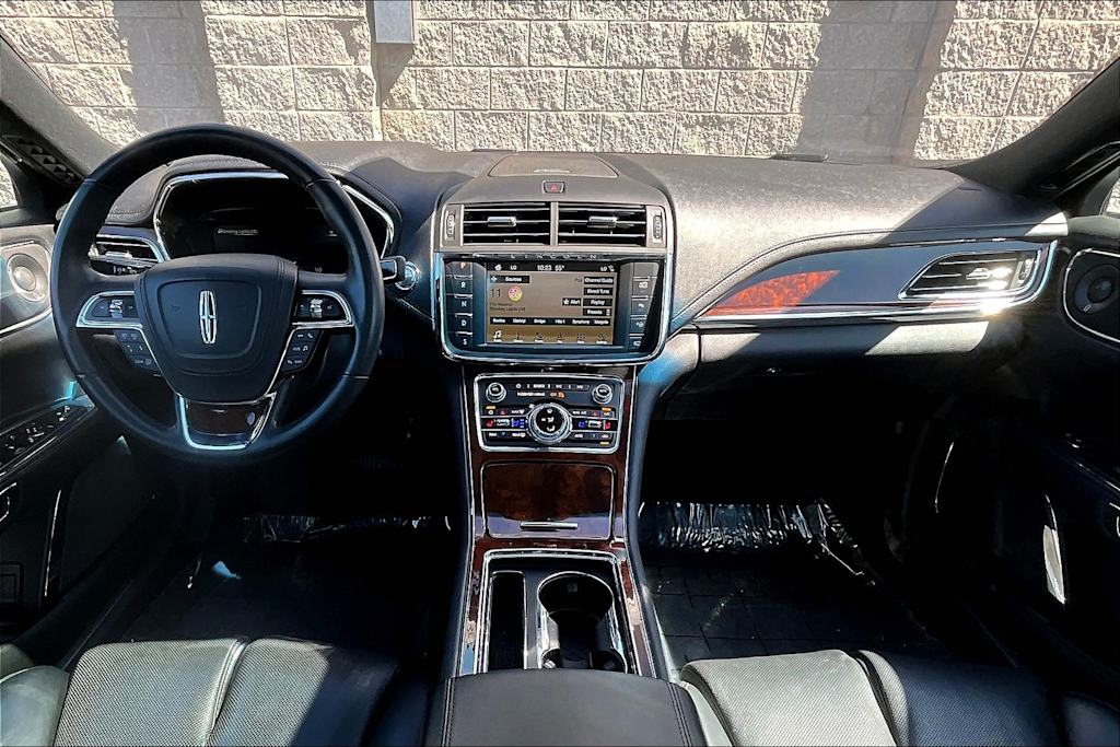 Thumbnail: 2018 Lincoln Continental - 10