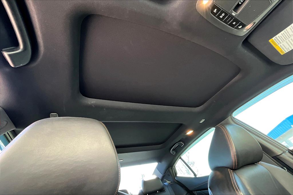 2019 Nissan Maxima SR 29