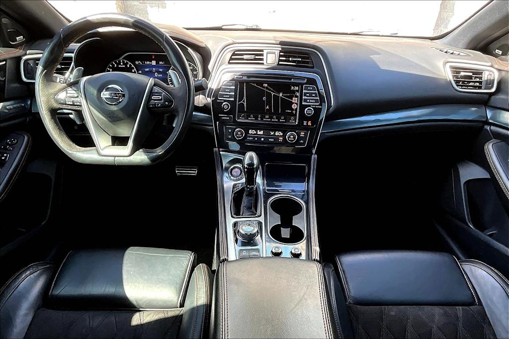 2019 Nissan Maxima SR 9