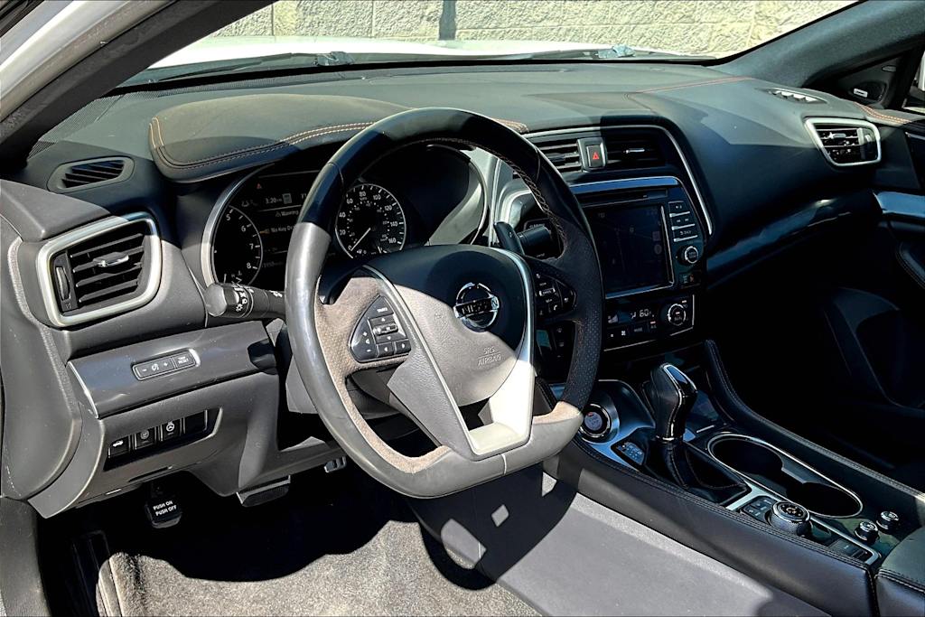 2019 Nissan Maxima SR 2