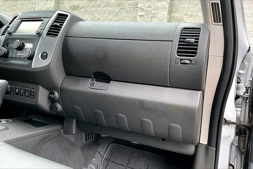 Thumbnail: 2021 Nissan Frontier - 25