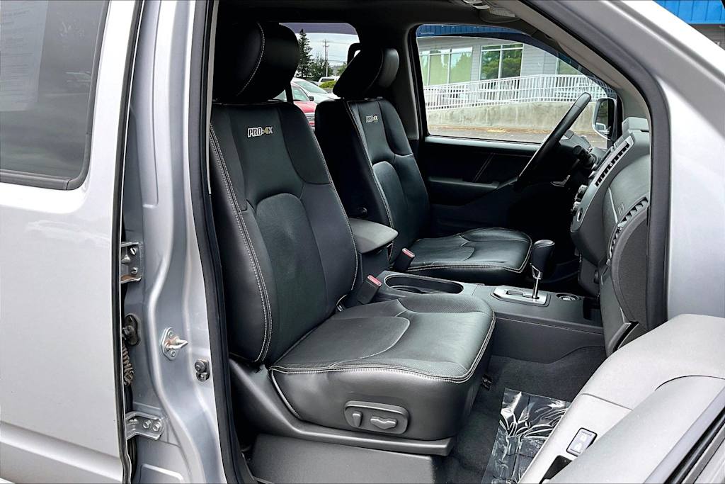 Thumbnail: 2021 Nissan Frontier - 22