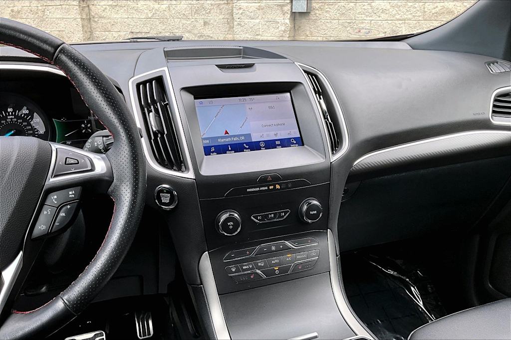 Thumbnail: 2020 Ford Edge - 15