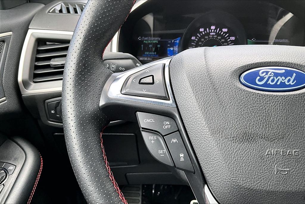 Thumbnail: 2020 Ford Edge - 25
