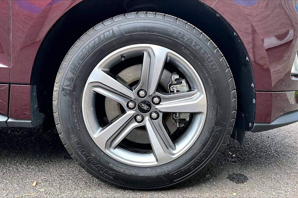 Thumbnail: 2020 Ford Edge - 34