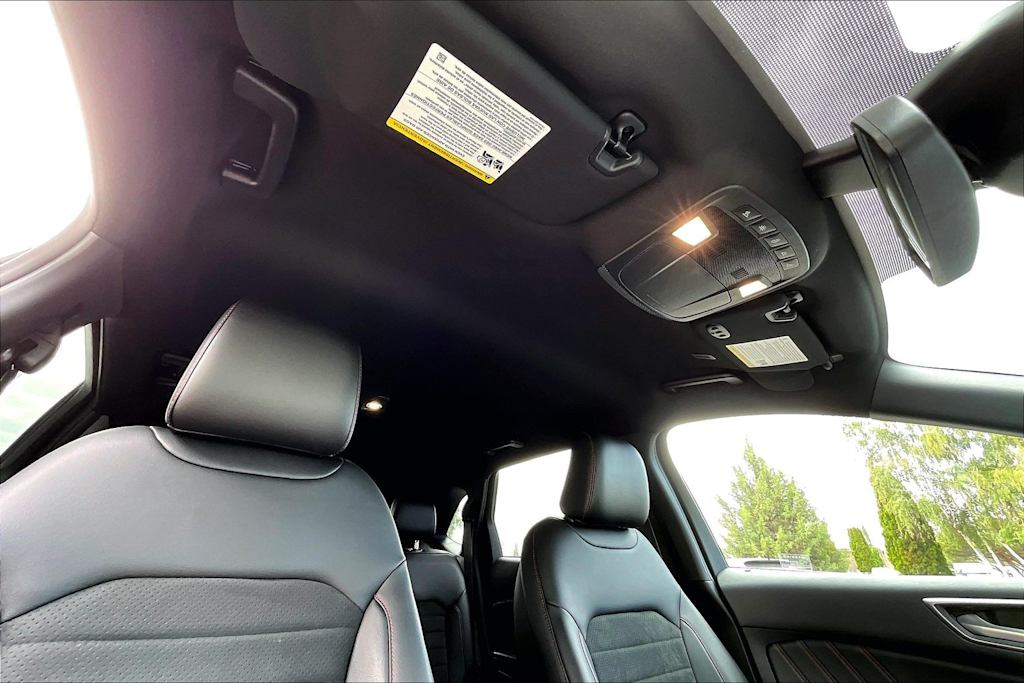 Thumbnail: 2020 Ford Edge - 30