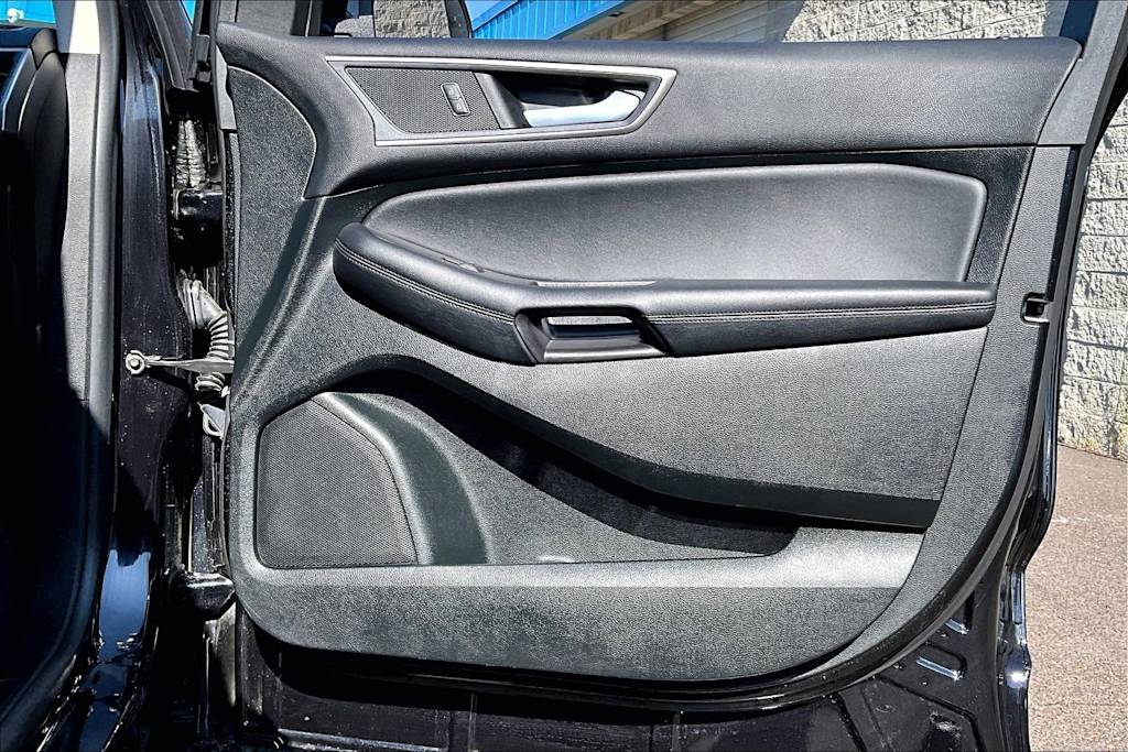 Thumbnail: 2024 Ford Edge - 28