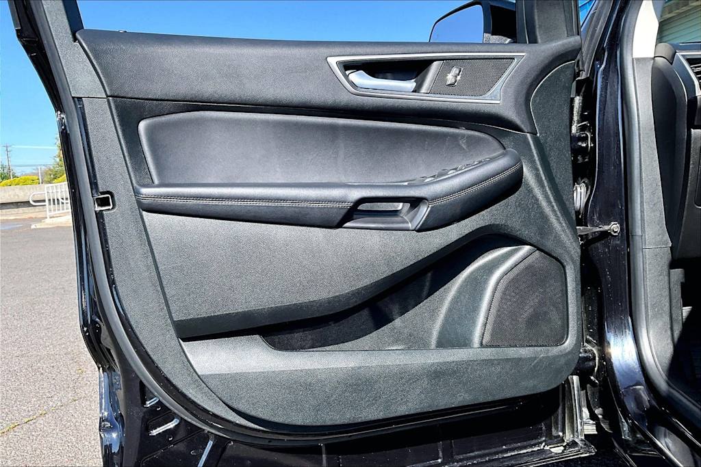 Thumbnail: 2024 Ford Edge - 27