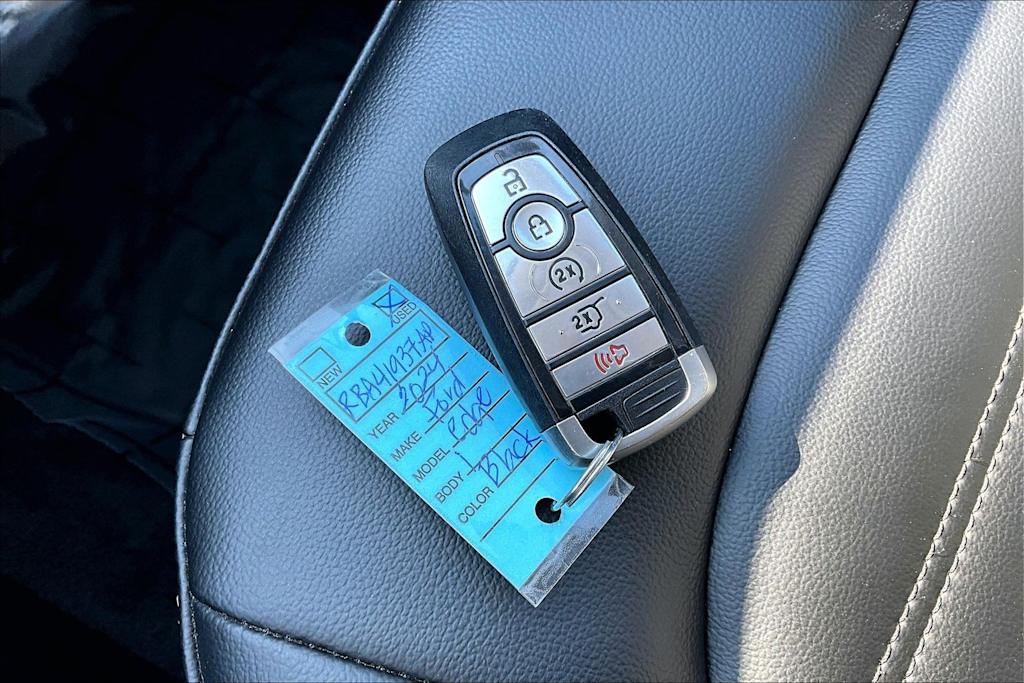 Thumbnail: 2024 Ford Edge - 20