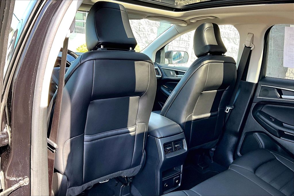 Thumbnail: 2024 Ford Edge - 13