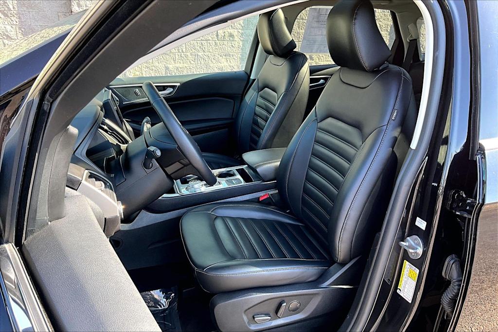 Thumbnail: 2024 Ford Edge - 11
