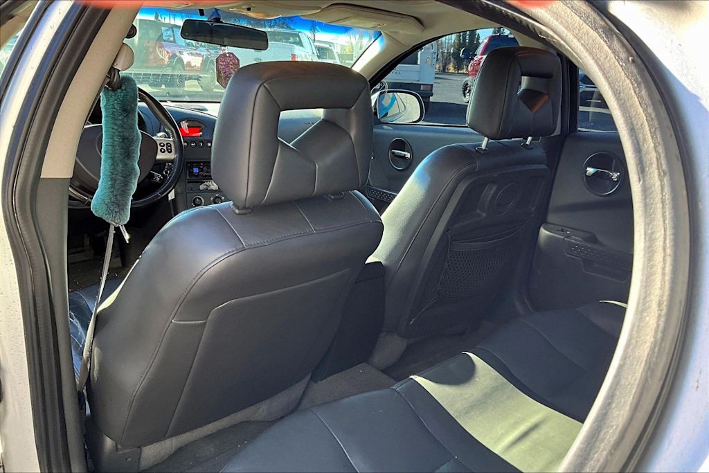 Thumbnail: 2004 Pontiac Grand Prix - 13