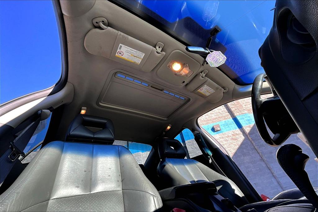 Thumbnail: 2004 Pontiac Grand Prix - 30