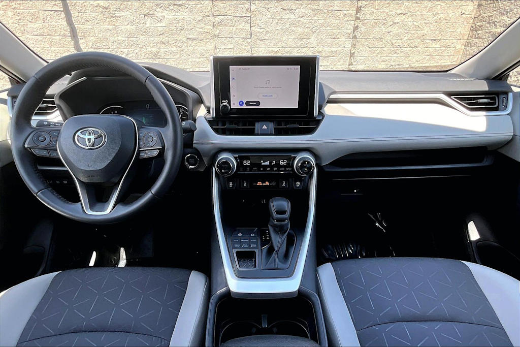 Thumbnail: 2024 Toyota RAV4 - 10