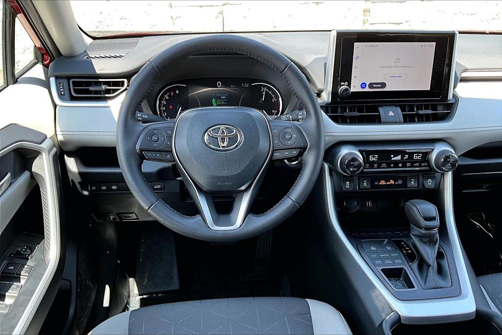 Thumbnail: 2024 Toyota RAV4 - 14
