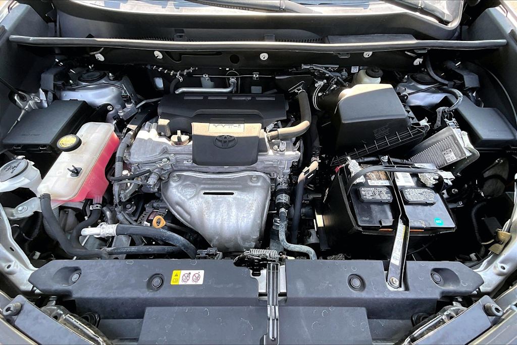 Thumbnail: 2018 Toyota RAV4 - 9