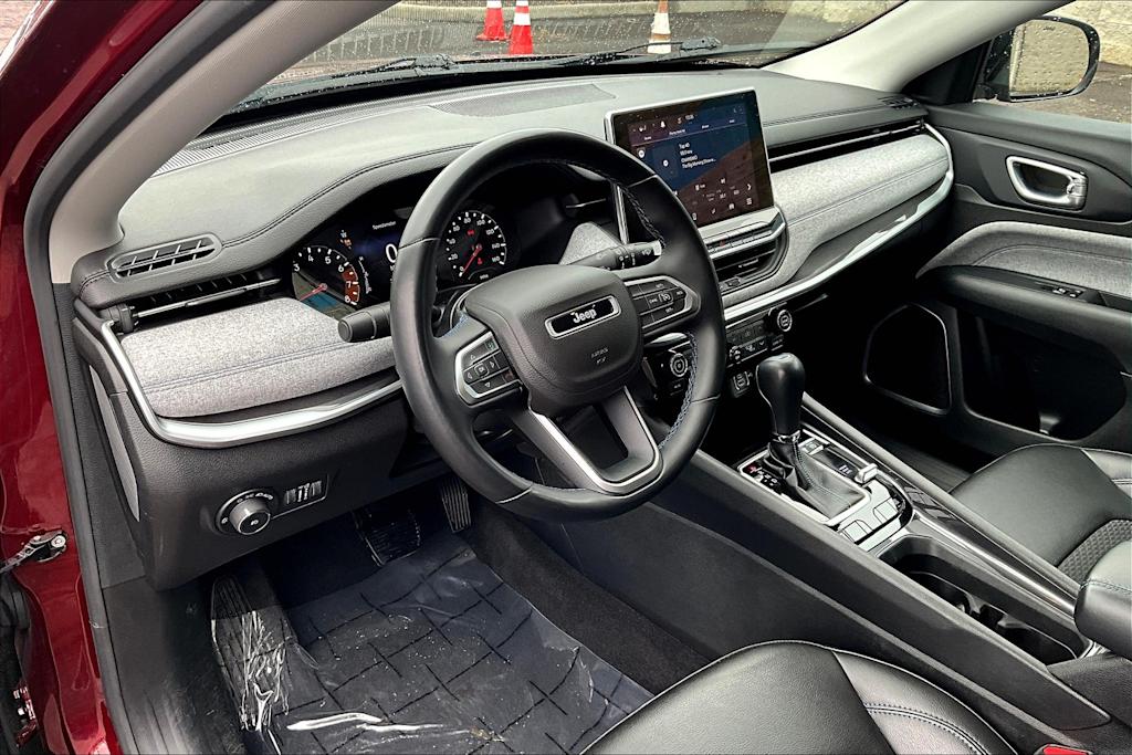 2022 Jeep Compass Latitude 2