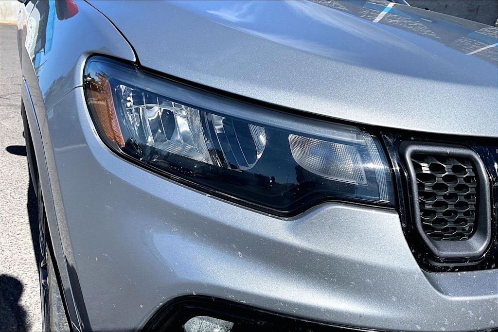 Thumbnail: 2023 Jeep Compass - 6