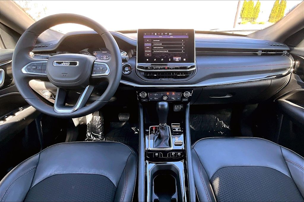 Thumbnail: 2025 Jeep Compass - 10