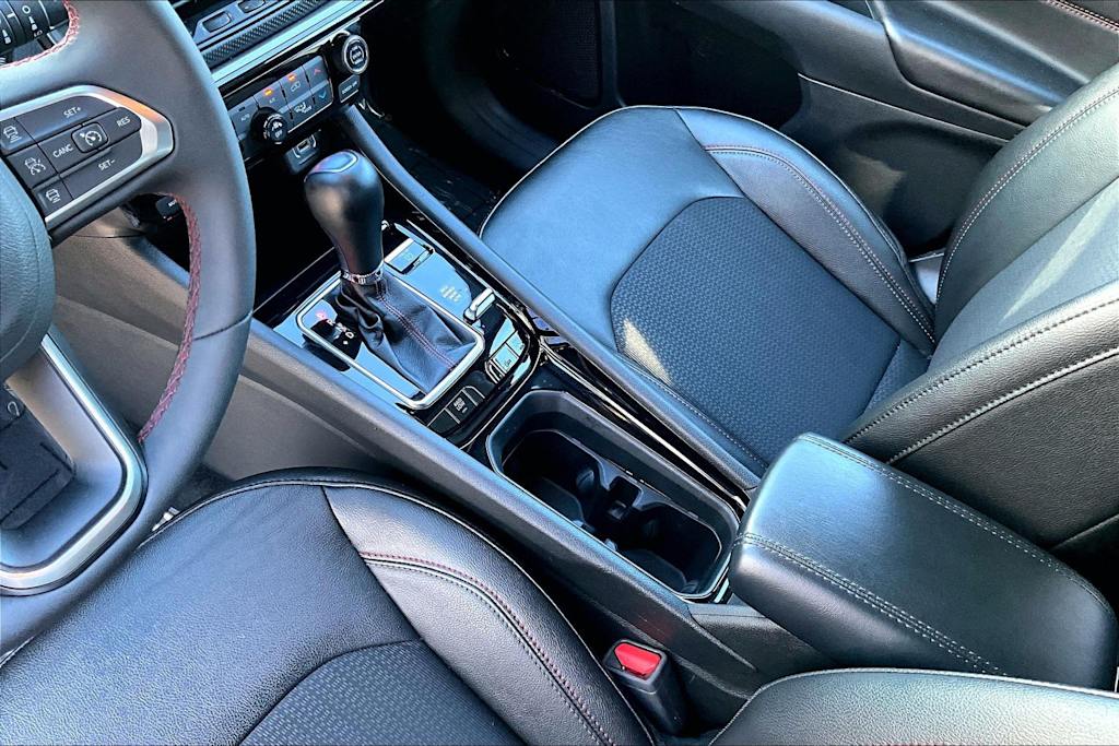 Thumbnail: 2025 Jeep Compass - 17