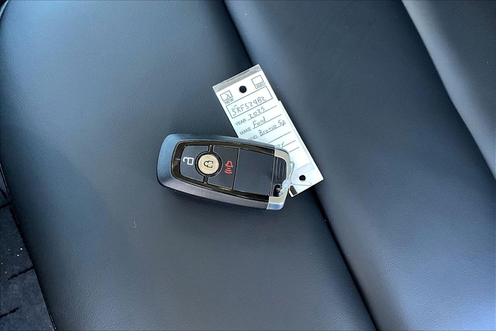 Thumbnail: 2025 Ford Bronco Sport - 19