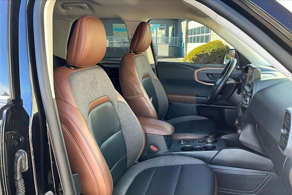 Thumbnail: 2023 Ford Bronco Sport - 12