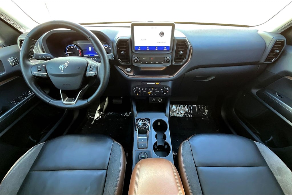 Thumbnail: 2023 Ford Bronco Sport - 10