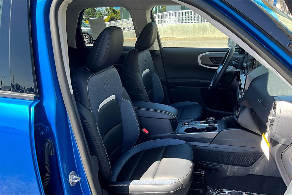 Thumbnail: 2025 Ford Bronco Sport - 21