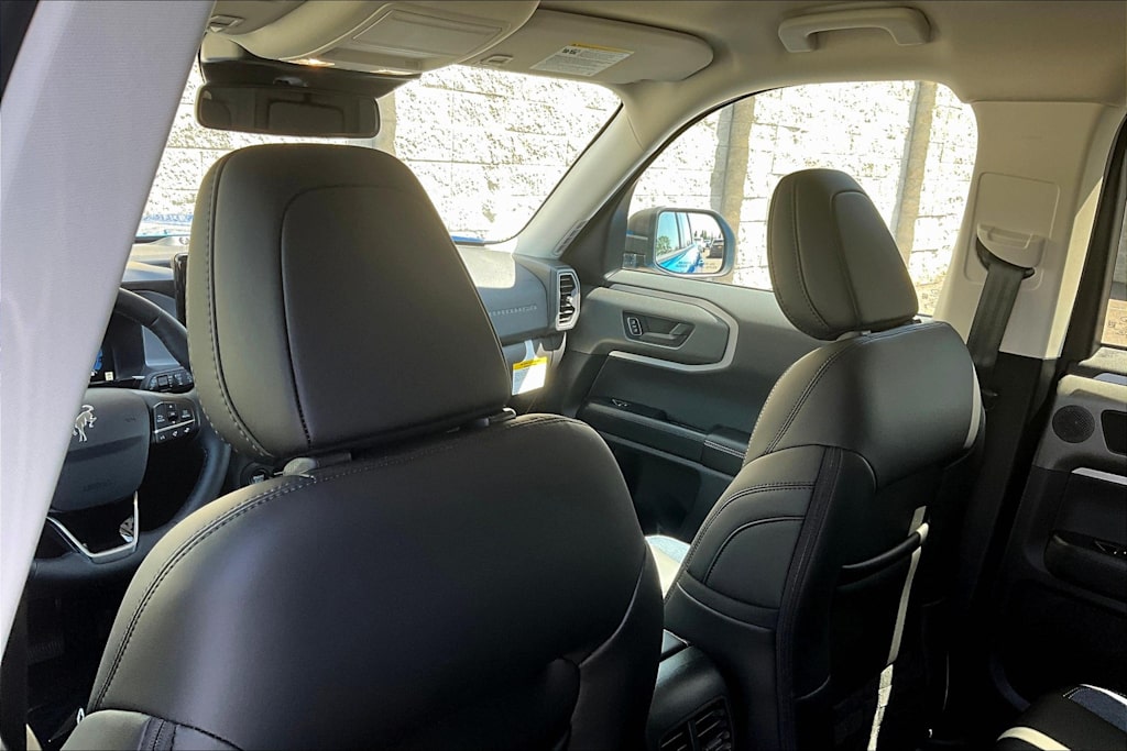 Thumbnail: 2025 Ford Bronco Sport - 12