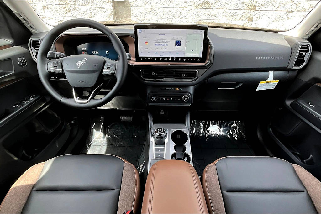 Thumbnail: 2025 Ford Bronco Sport - 10