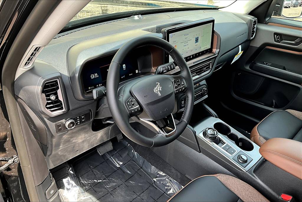 Thumbnail: 2025 Ford Bronco Sport - 2