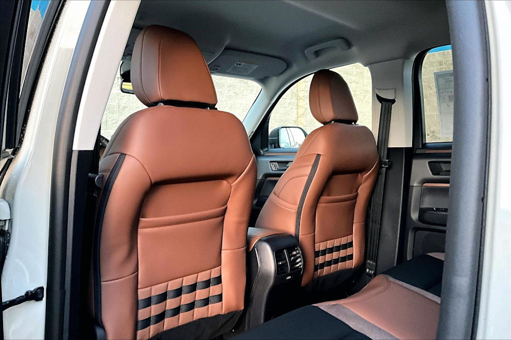 Thumbnail: 2025 Ford Bronco Sport - 12