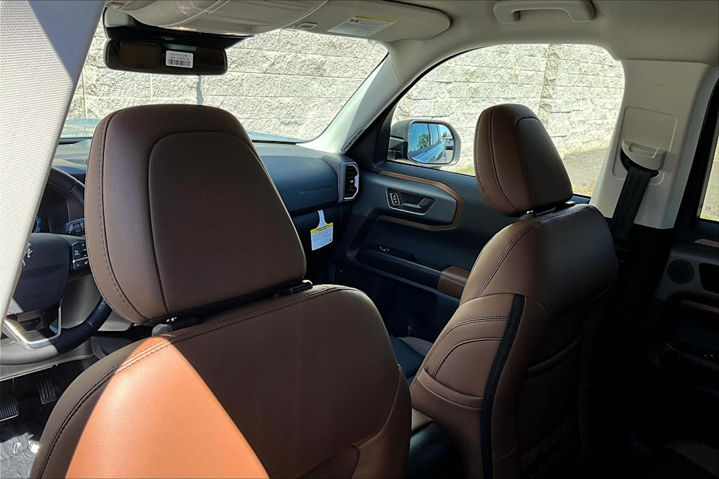 Thumbnail: 2025 Ford Bronco Sport - 12