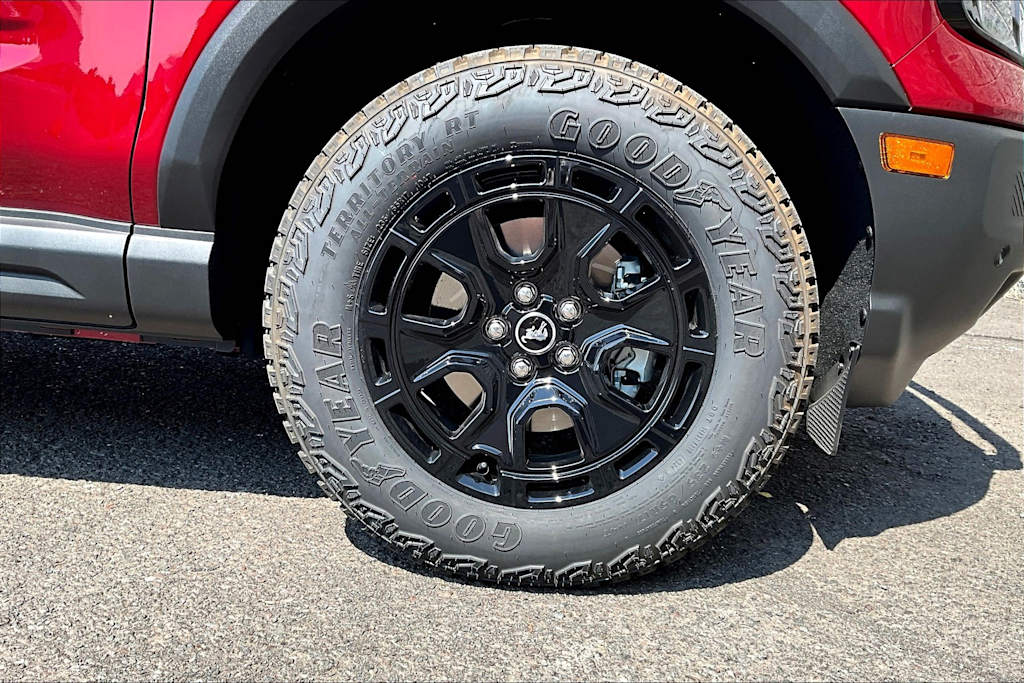 Thumbnail: 2025 Ford Bronco Sport - 8