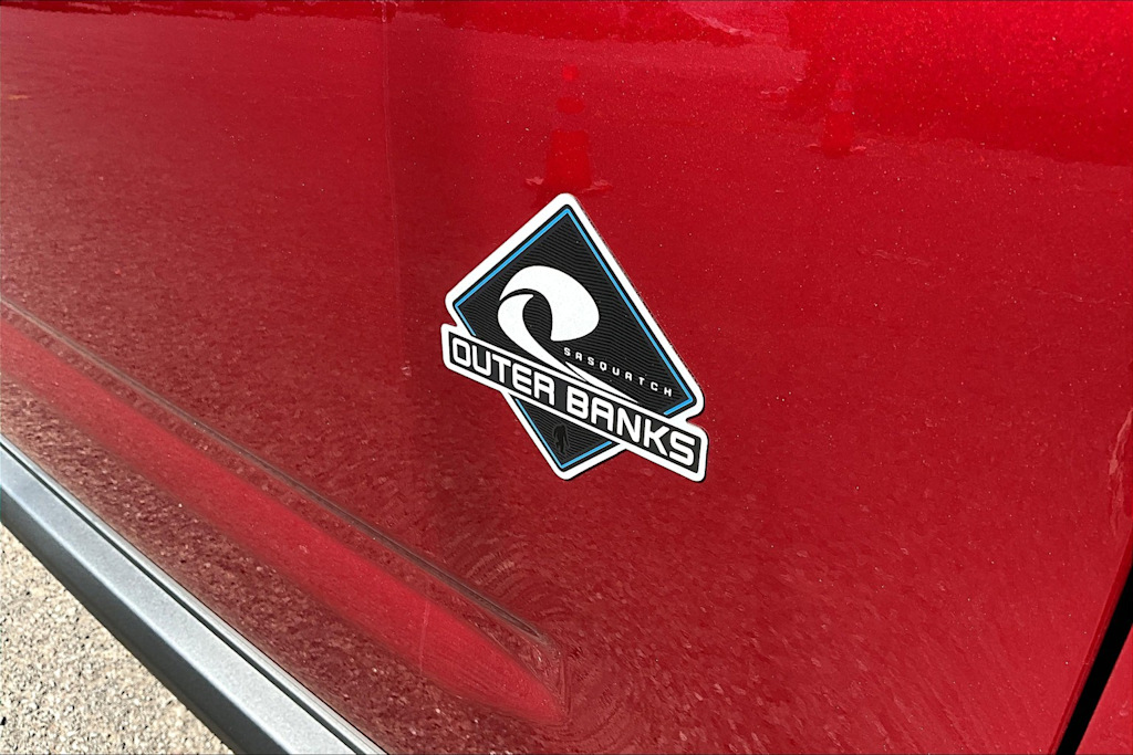 Thumbnail: 2025 Ford Bronco Sport - 7