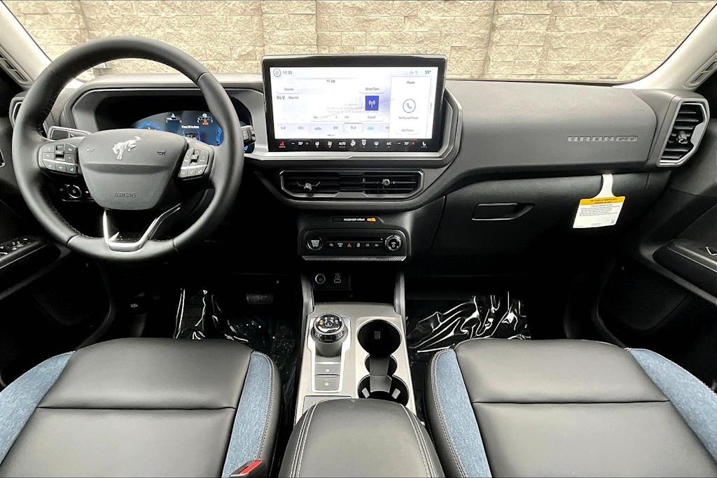 Thumbnail: 2025 Ford Bronco Sport - 8