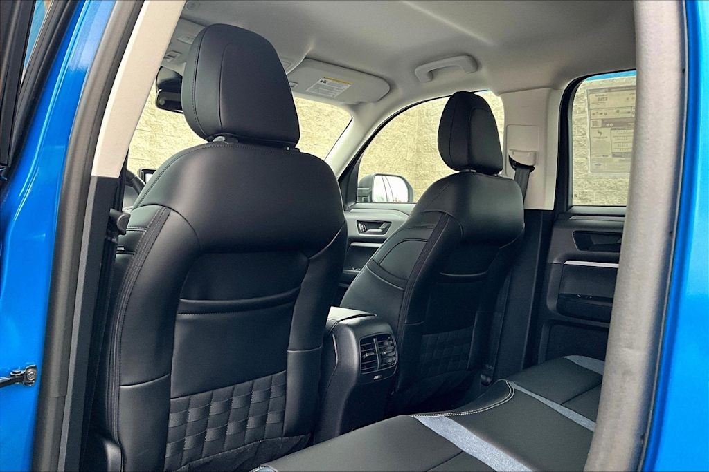 Thumbnail: 2025 Ford Bronco Sport - 11