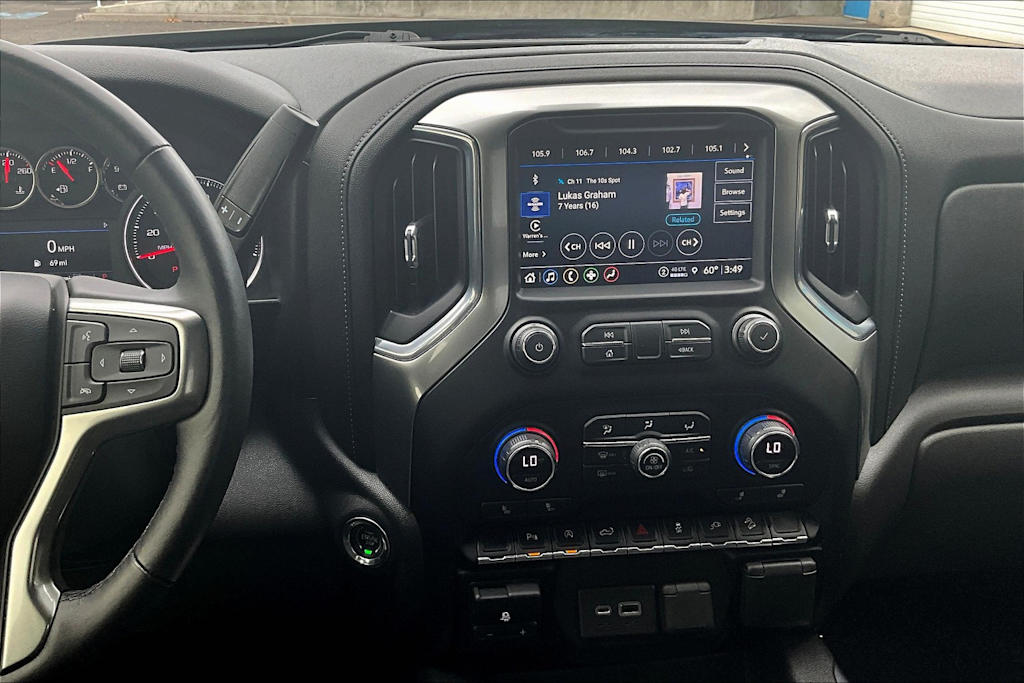 Thumbnail: 2021 Chevrolet Silverado 1500 - 16