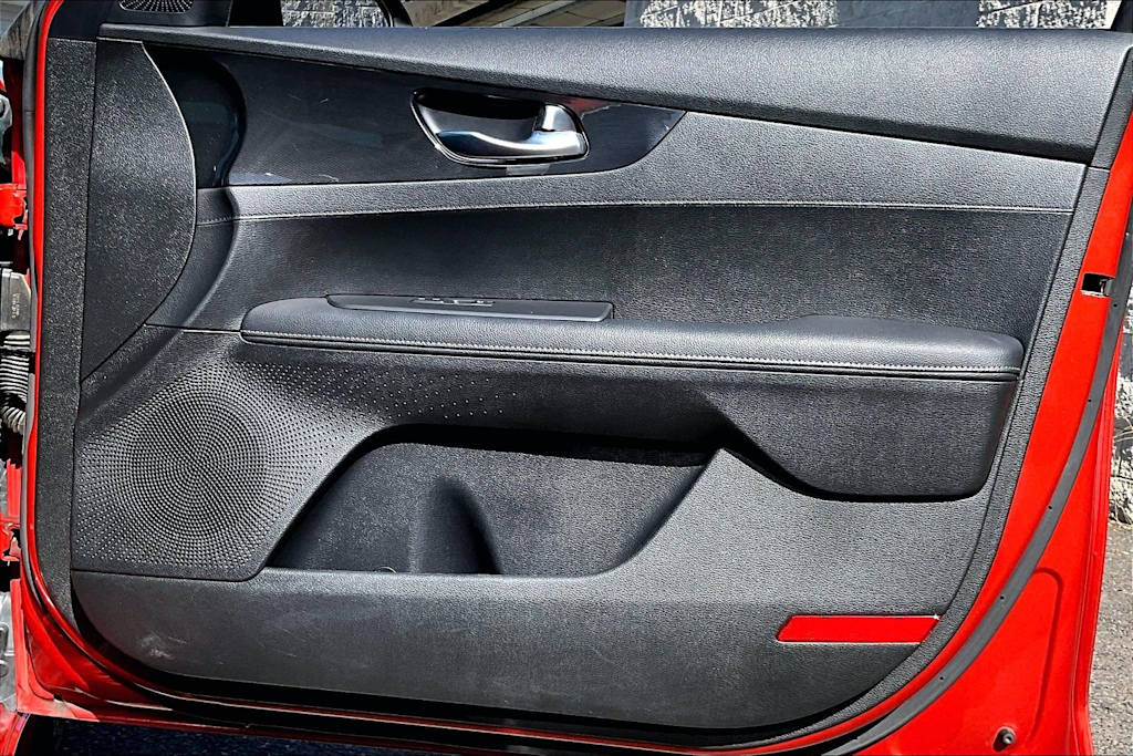 Thumbnail: 2022 Kia Forte - 28